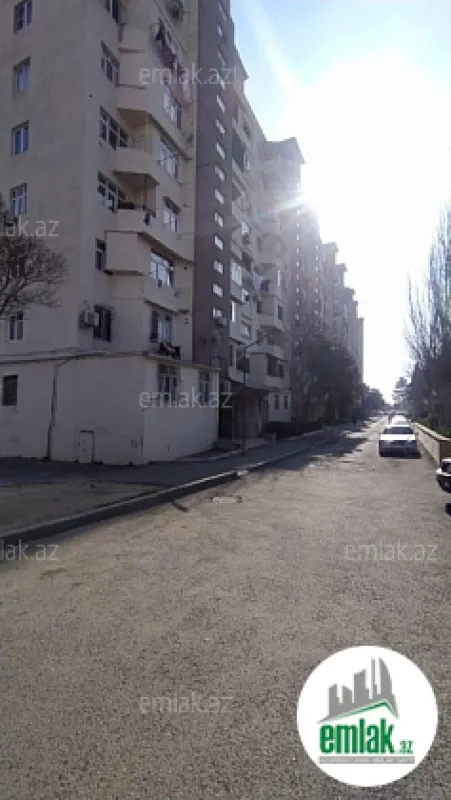 Satılır 2 otaqlı köhnə tikili 65 m²