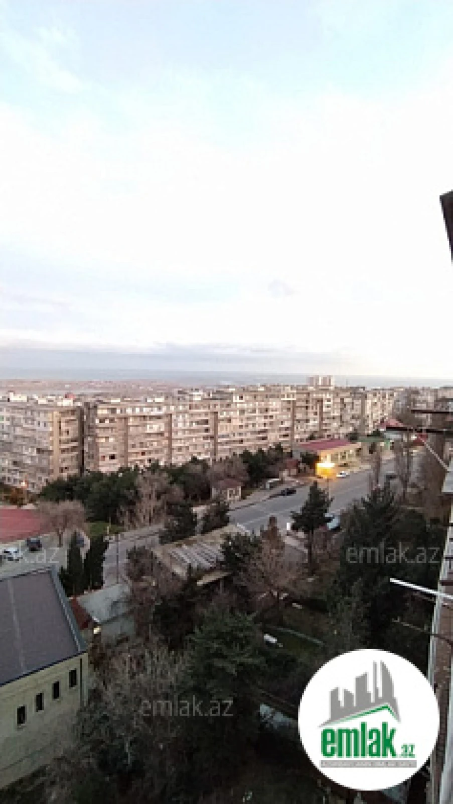 Satılır 2 otaqlı köhnə tikili 65 m²