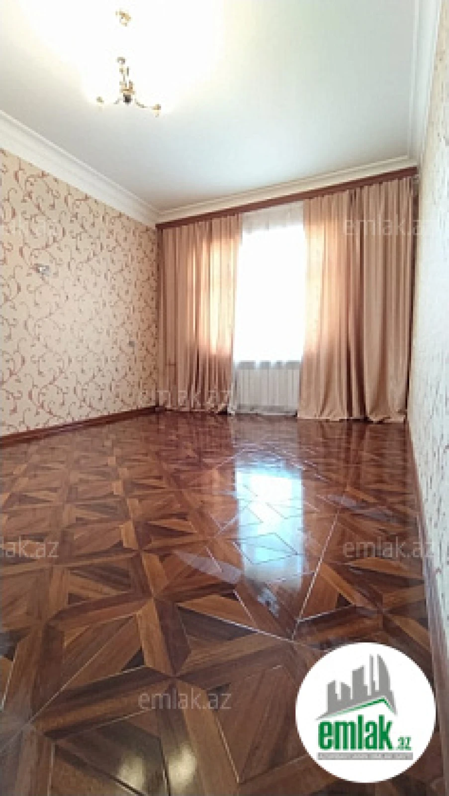 Satılır 2 otaqlı köhnə tikili 65 m²