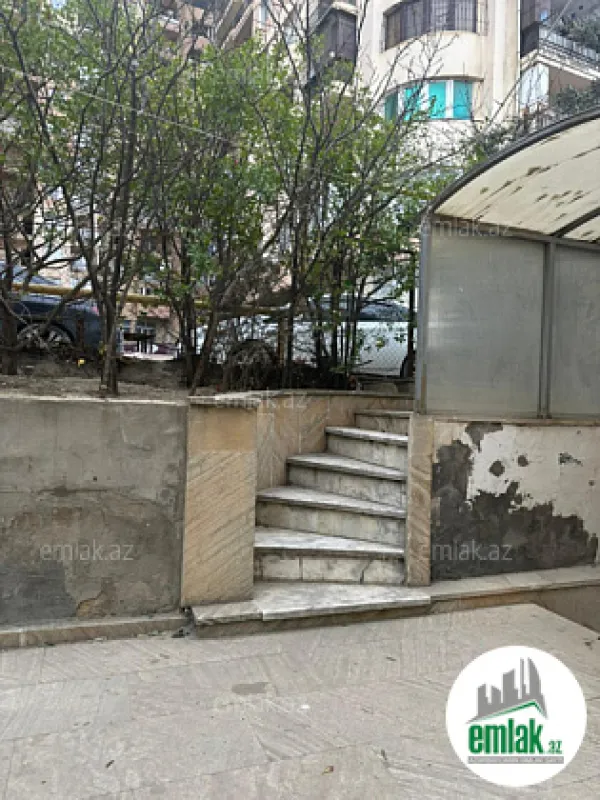 Satılır 7 otaqlı obyekt 200 m²