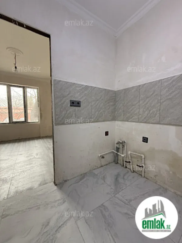 Satılır 1 otaqlı köhnə tikili 20 m²