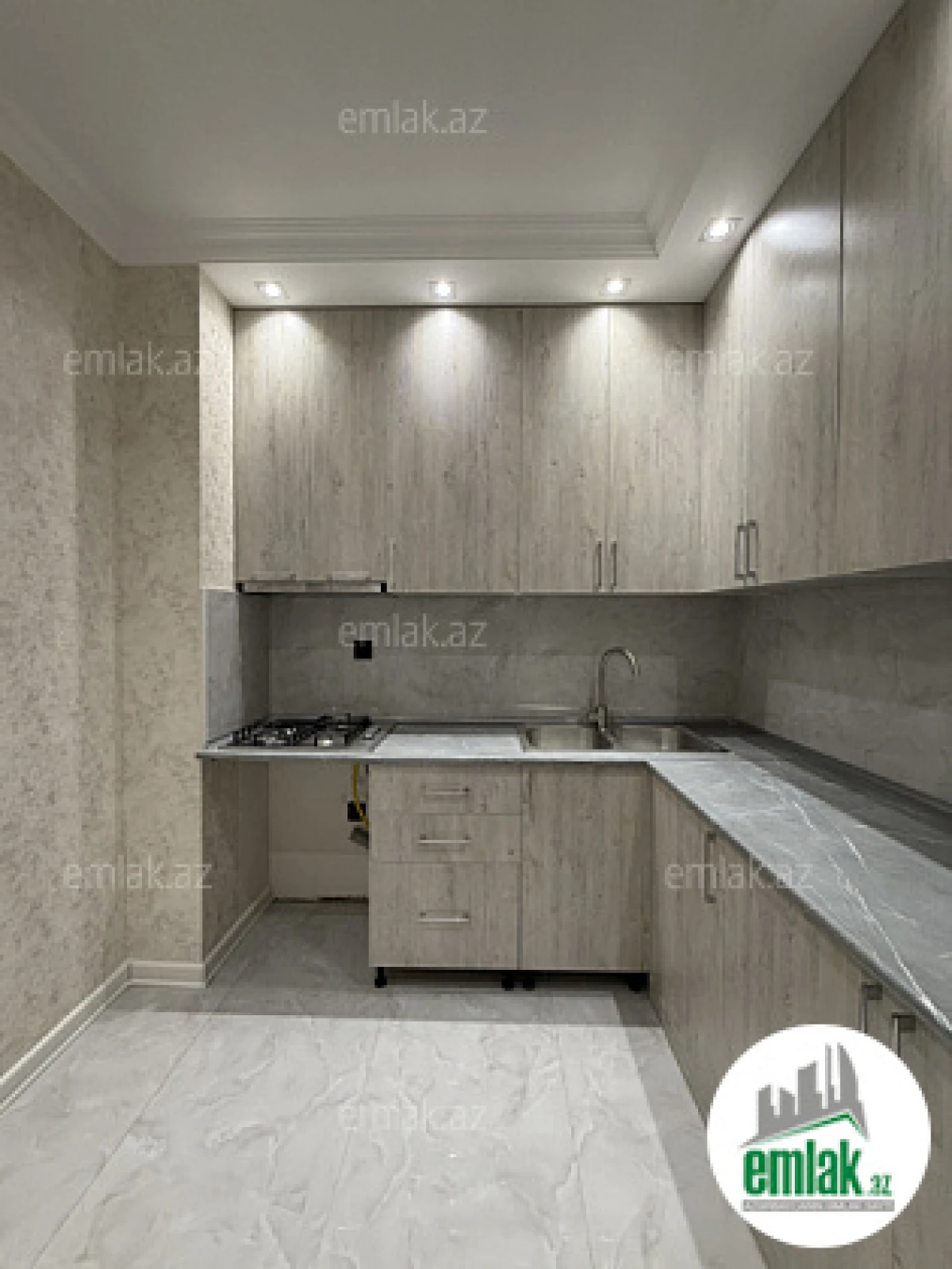 Satılır 2 otaqlı yeni tikili 54 m²