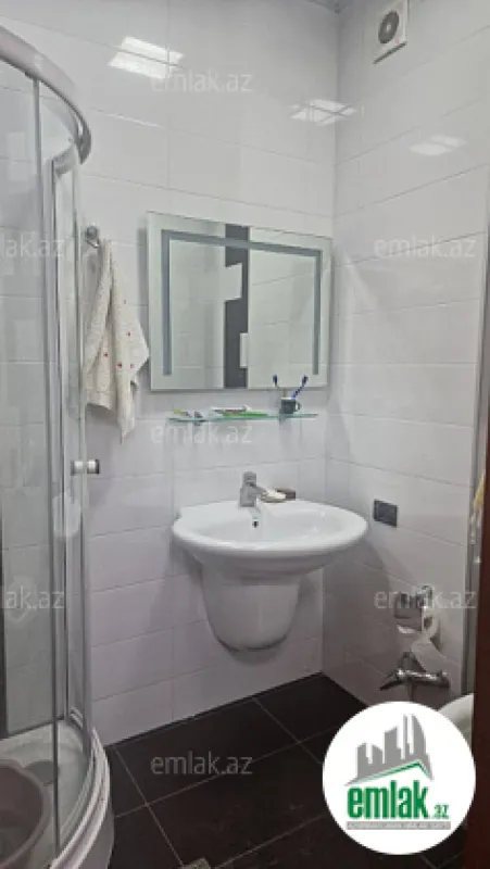 Satılır 2 otaqlı yeni tikili 110 m²