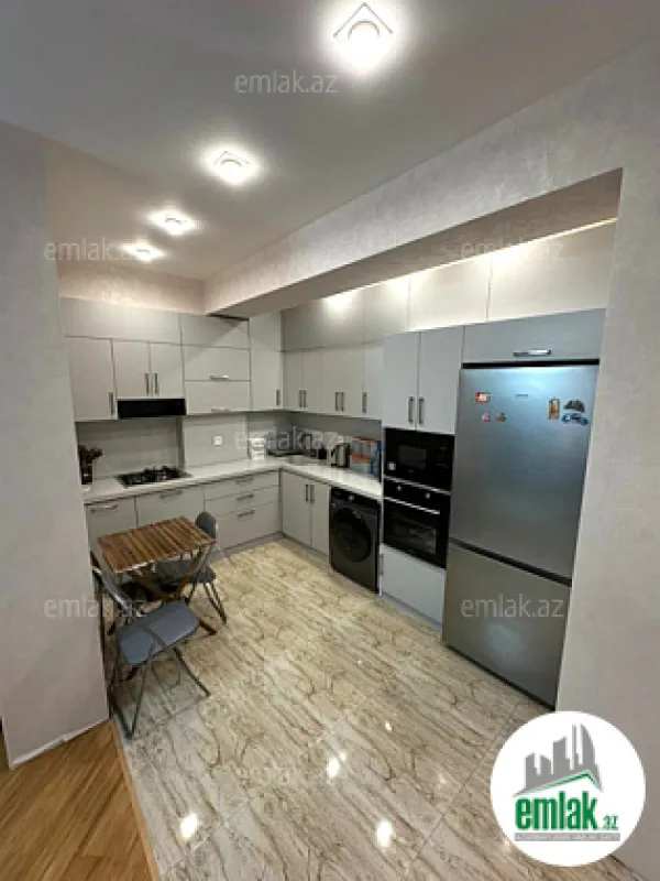 Satılır 3 otaqlı yeni tikili 90 m²