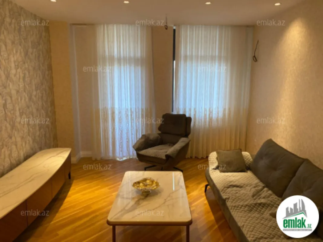 Satılır 3 otaqlı yeni tikili 118 m²