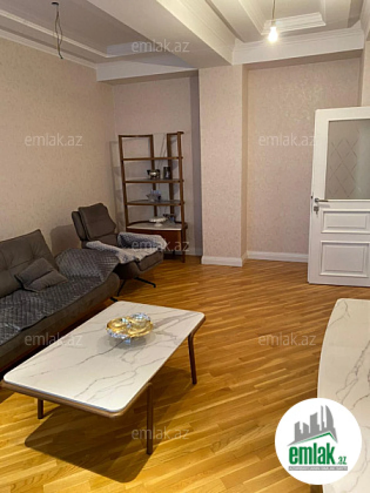 Satılır 3 otaqlı yeni tikili 118 m²