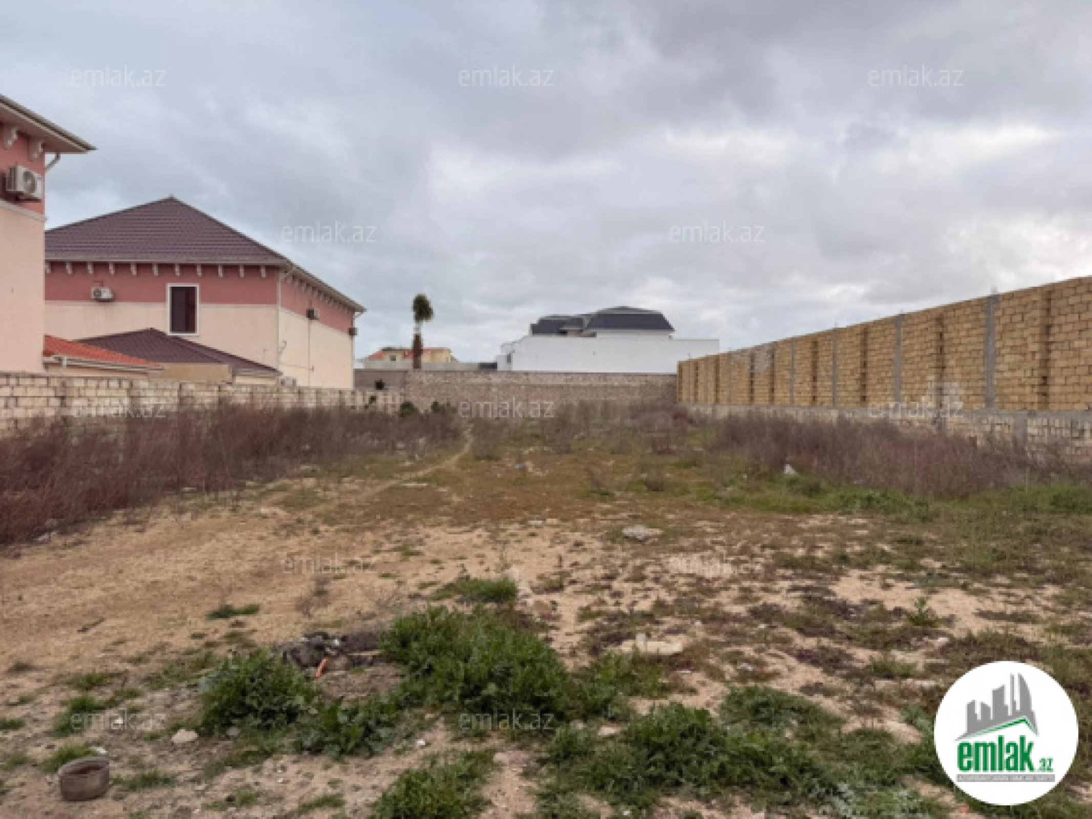 Satılır torpaq sahəsi 12 m²