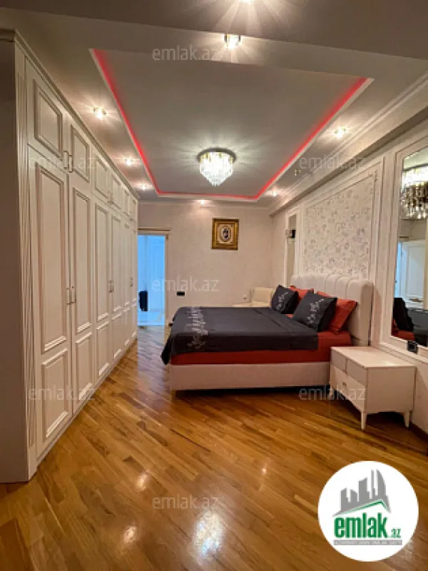 Satılır 2 otaqlı yeni tikili 103 m²