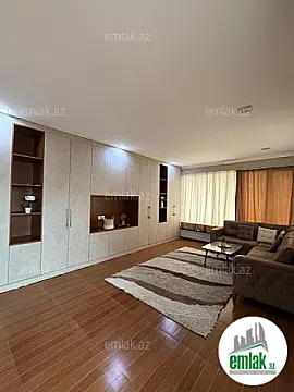 Satılır 6 otaqlı həyət evi 350 m²