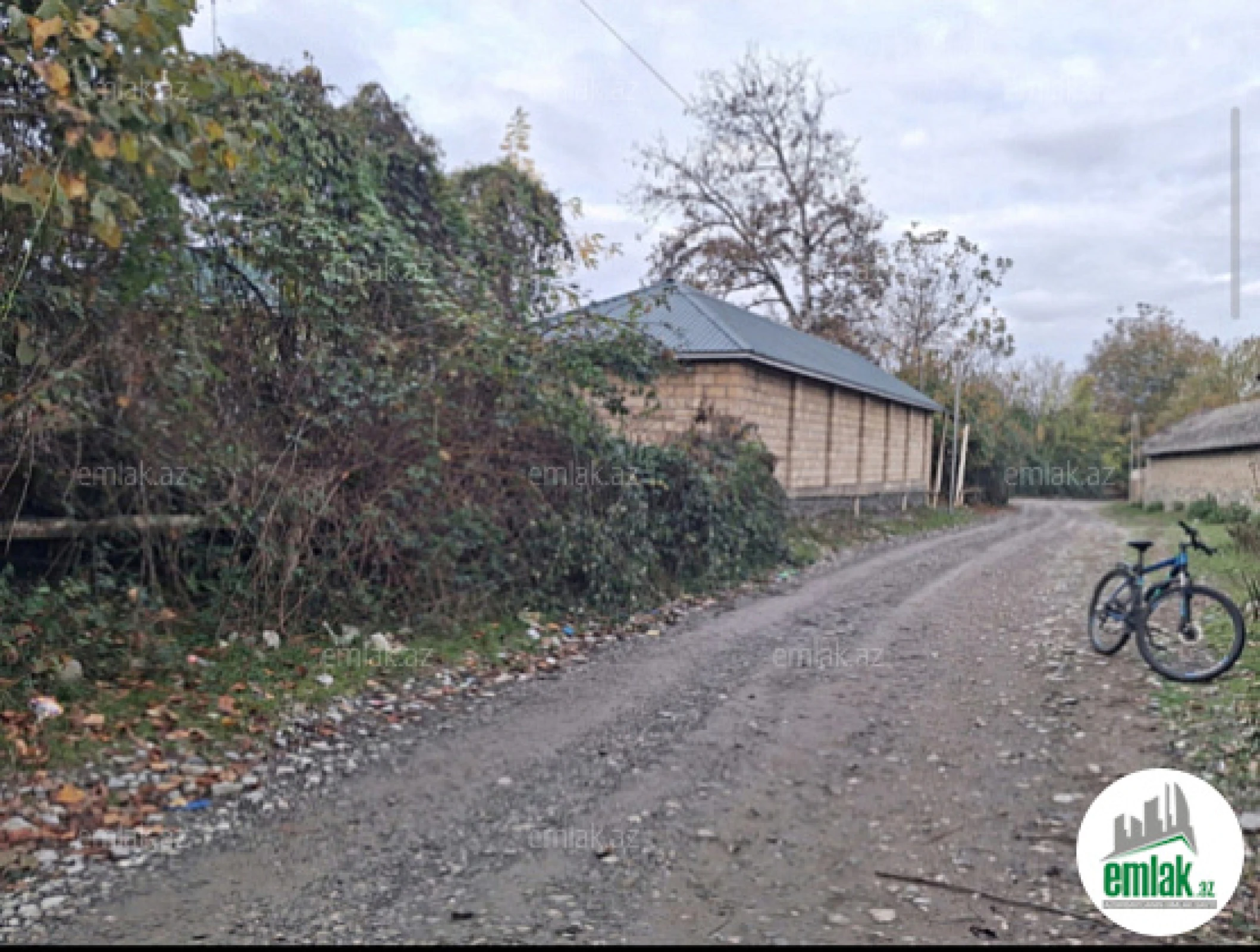 Satılır torpaq sahəsi 12 m²