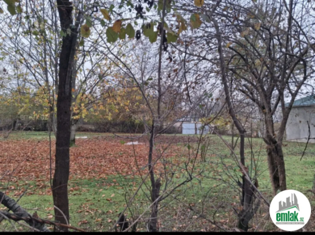 Satılır torpaq sahəsi 12 m²