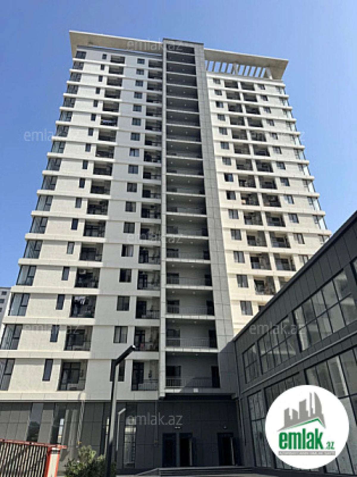 Satılır 3 otaqlı yeni tikili 77.7 m²