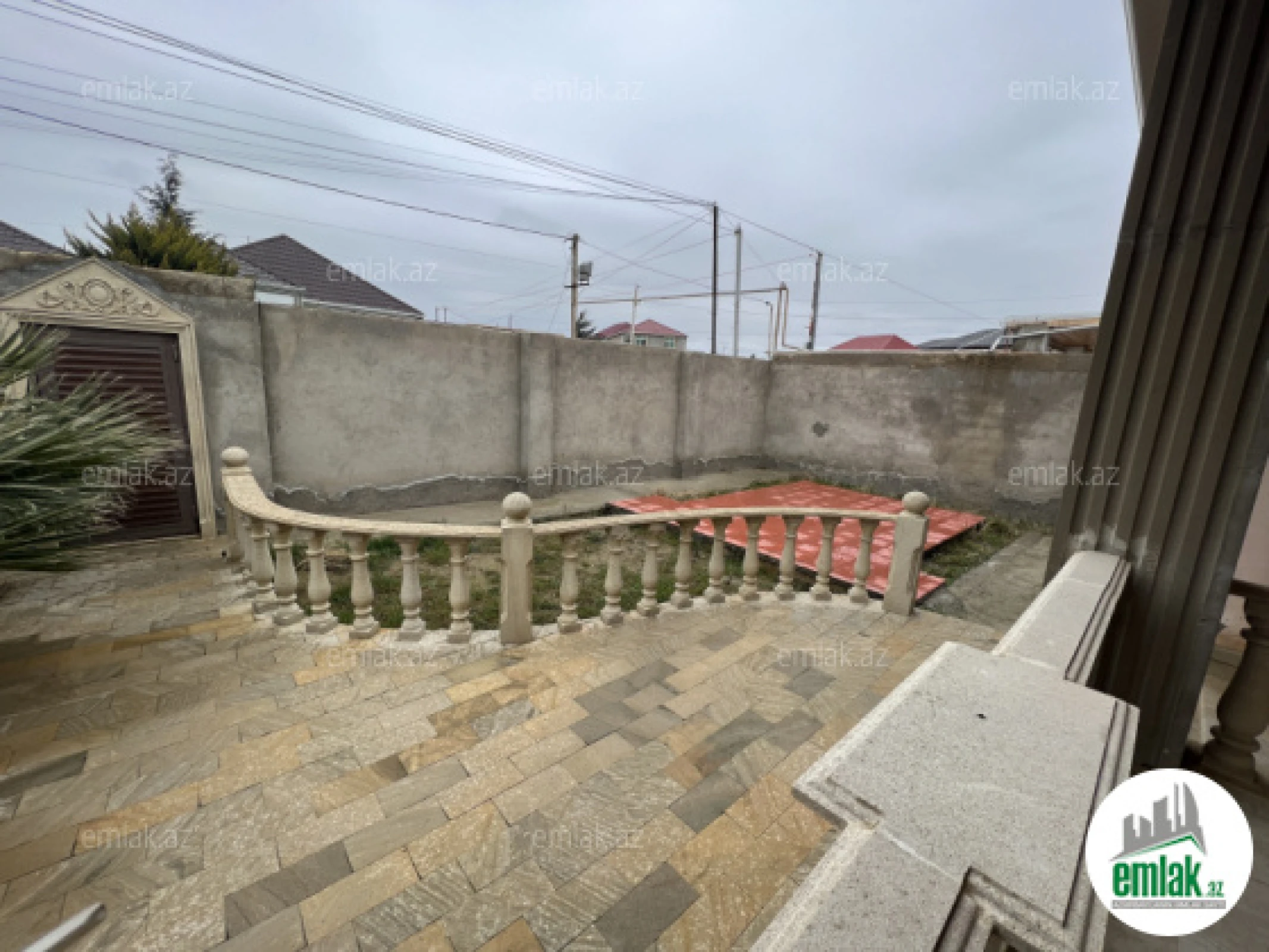 Satılır 3 otaqlı həyət evi 120 m²