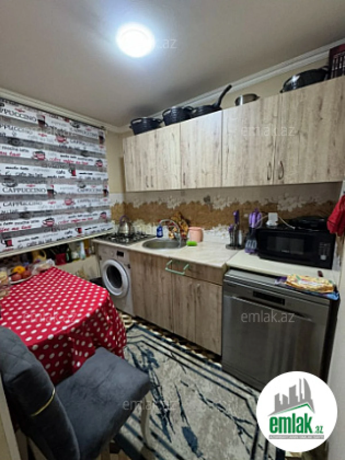 Satılır 2 otaqlı köhnə tikili 41 m²