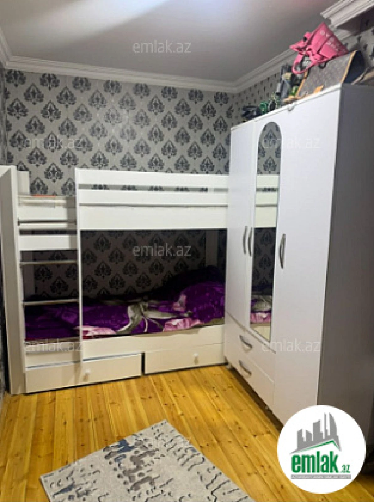 Satılır 2 otaqlı köhnə tikili 41 m²