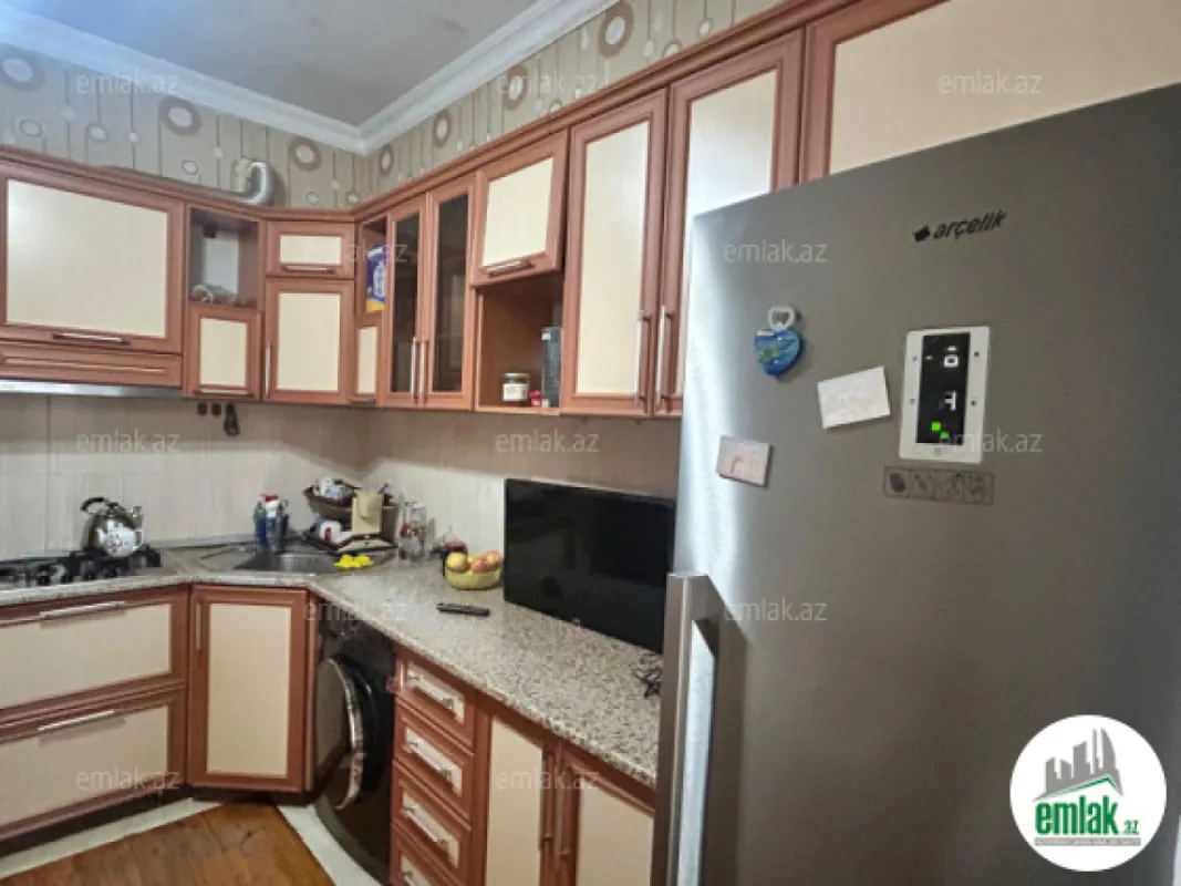 Satılır 2 otaqlı yeni tikili 80 m²