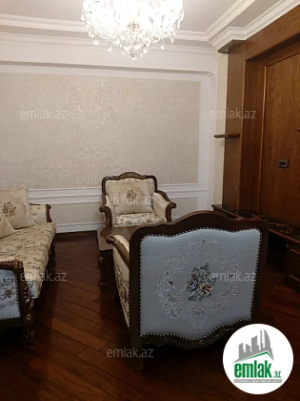 Satılır 3 otaqlı yeni tikili 160 m²