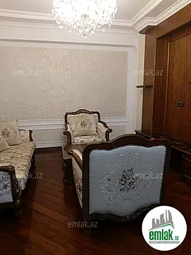 Satılır 3 otaqlı yeni tikili 160 m²