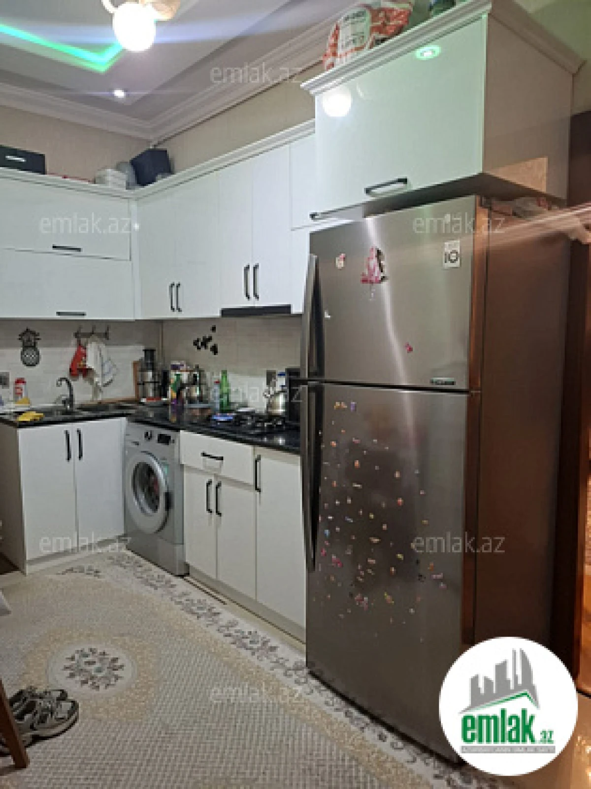 Satılır 2 otaqlı yeni tikili 60 m²