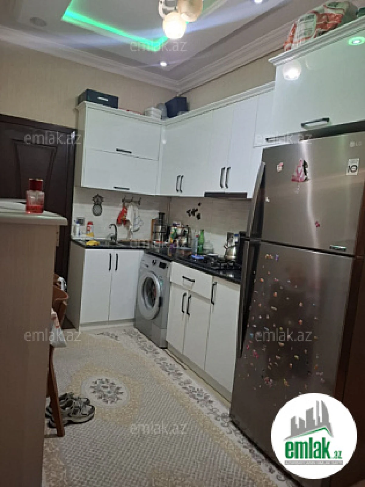 Satılır 2 otaqlı yeni tikili 60 m²