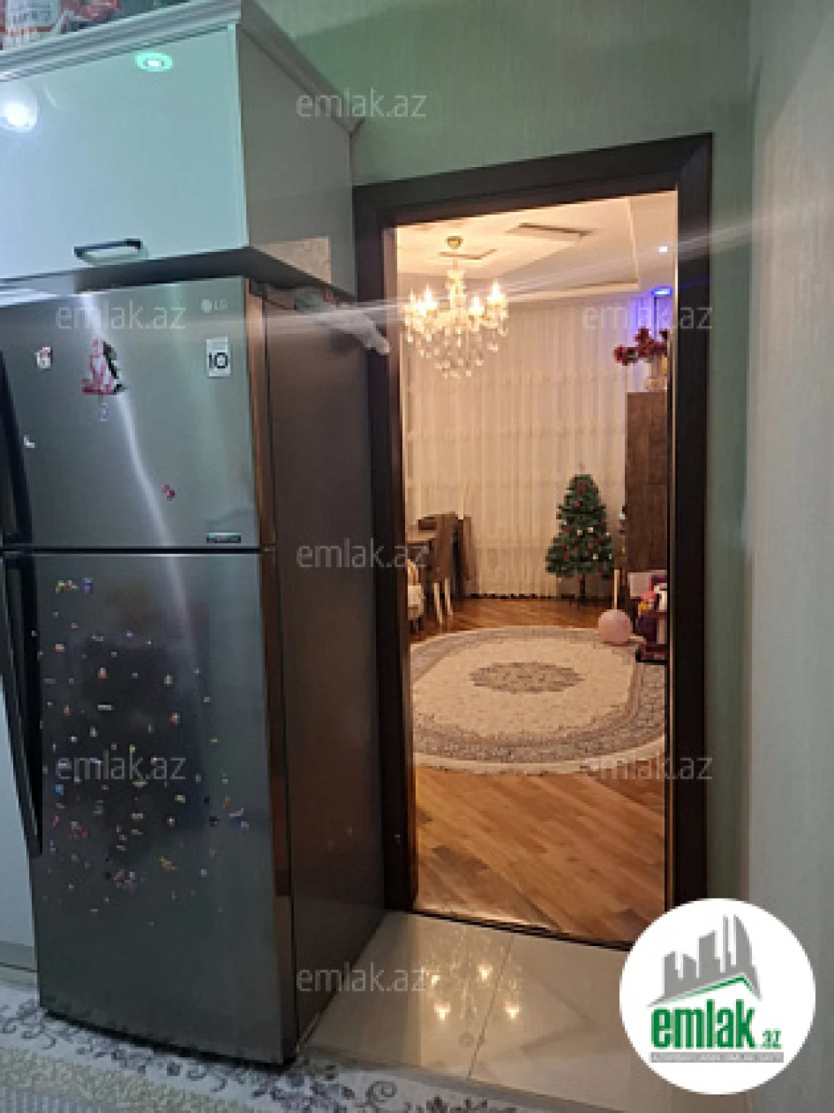 Satılır 2 otaqlı yeni tikili 60 m²