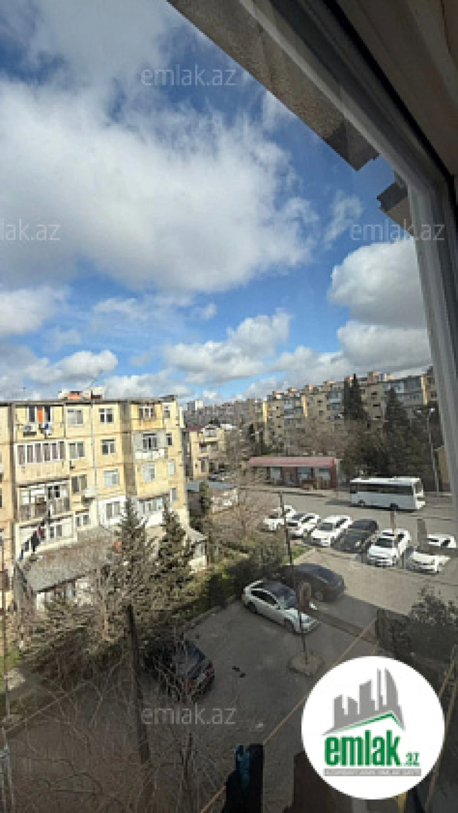 Satılır 3 otaqlı köhnə tikili 70 m²