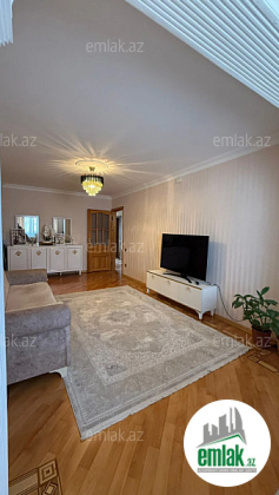 Satılır 3 otaqlı köhnə tikili 70 m²