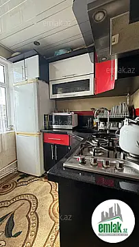 Satılır 3 otaqlı köhnə tikili 70 m²