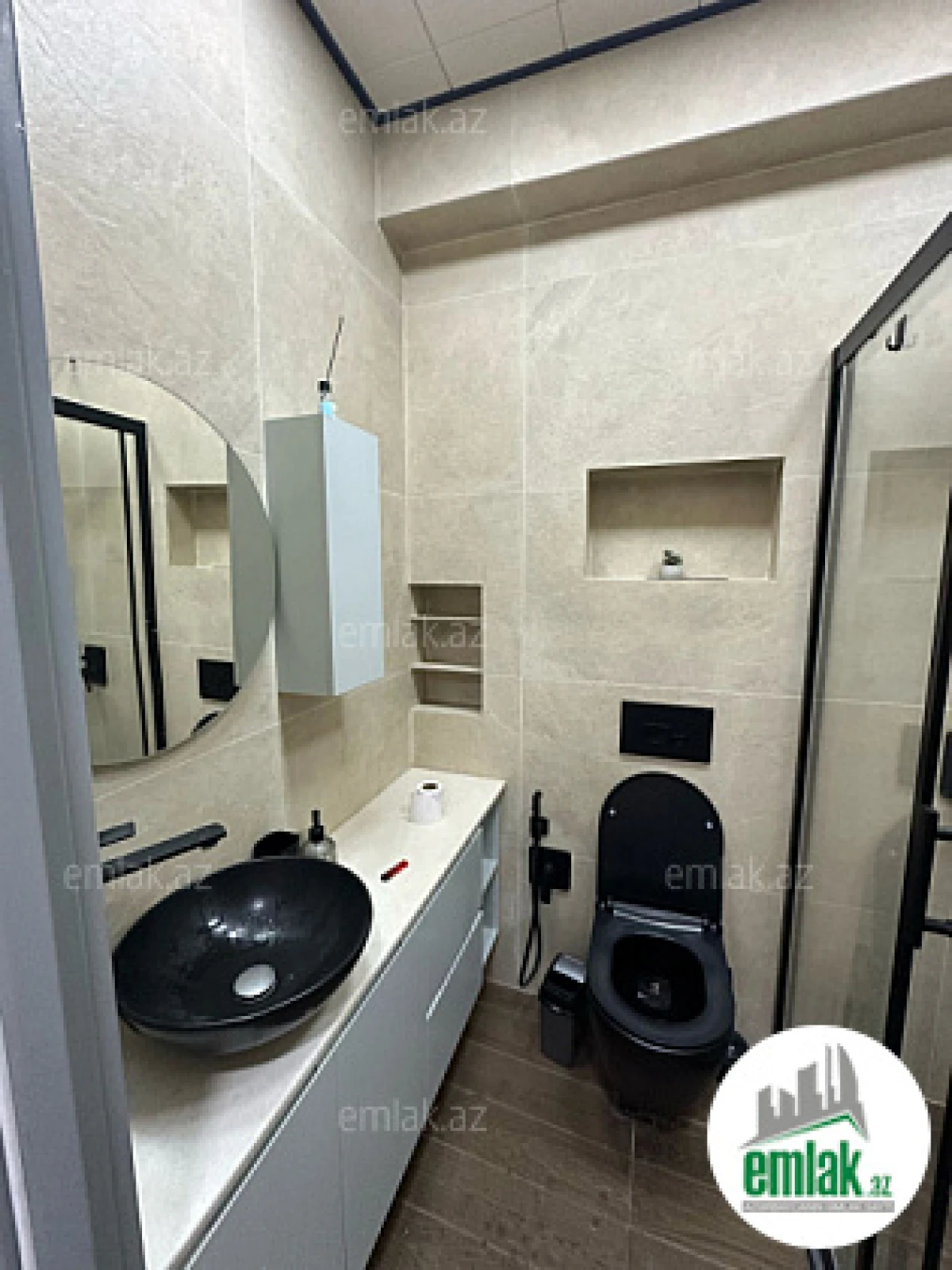 Satılır 2 otaqlı yeni tikili 50 m²