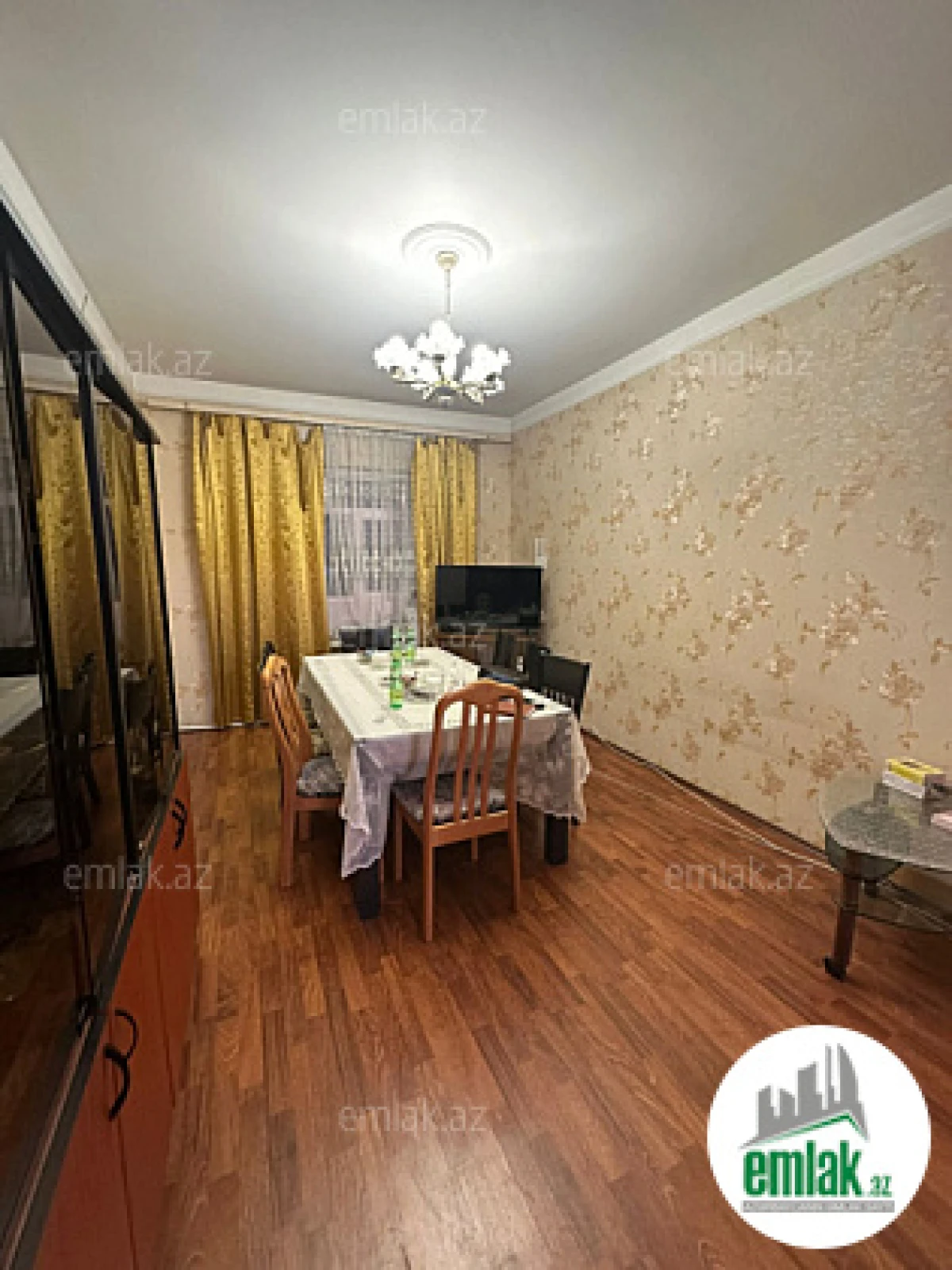 Satılır 5 otaqlı köhnə tikili 125 m²