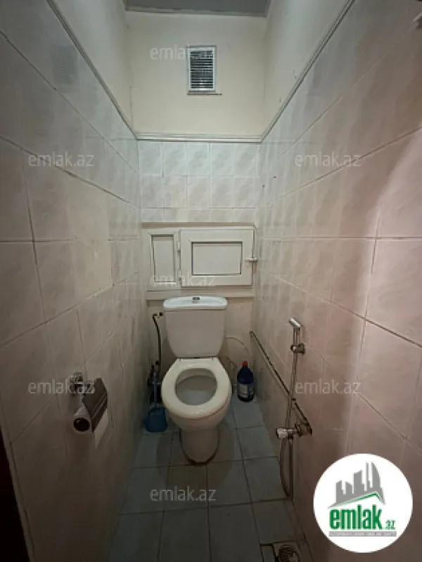Satılır 5 otaqlı köhnə tikili 125 m²
