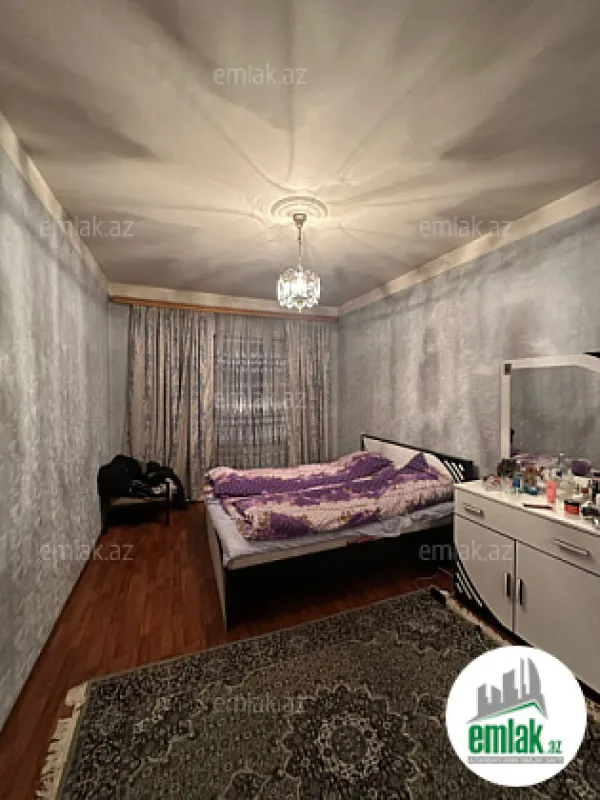 Satılır 5 otaqlı köhnə tikili 125 m²