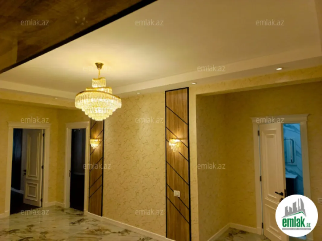 Satılır 4 otaqlı yeni tikili 215 m²