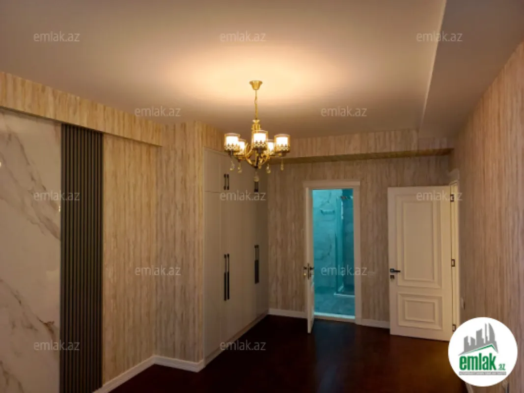 Satılır 4 otaqlı yeni tikili 215 m²