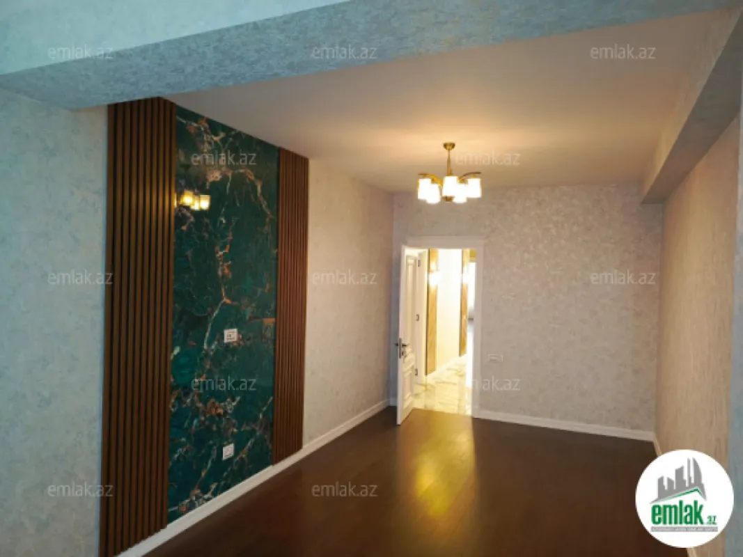 Satılır 4 otaqlı yeni tikili 215 m²