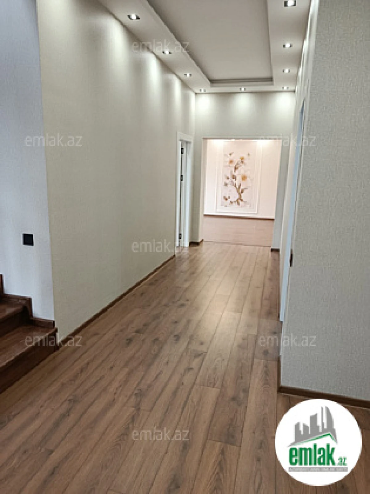 Satılır 4 otaqlı həyət evi 180 m²