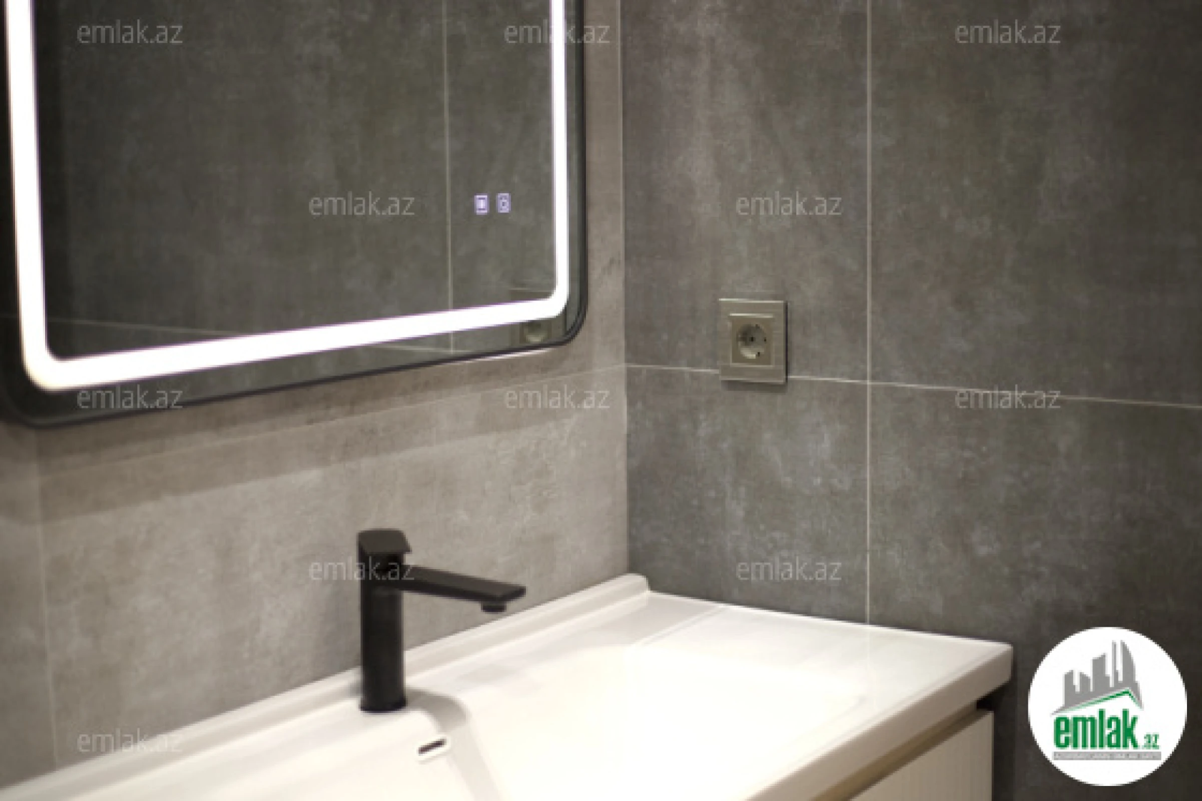 Satılır 4 otaqlı həyət evi 180 m²