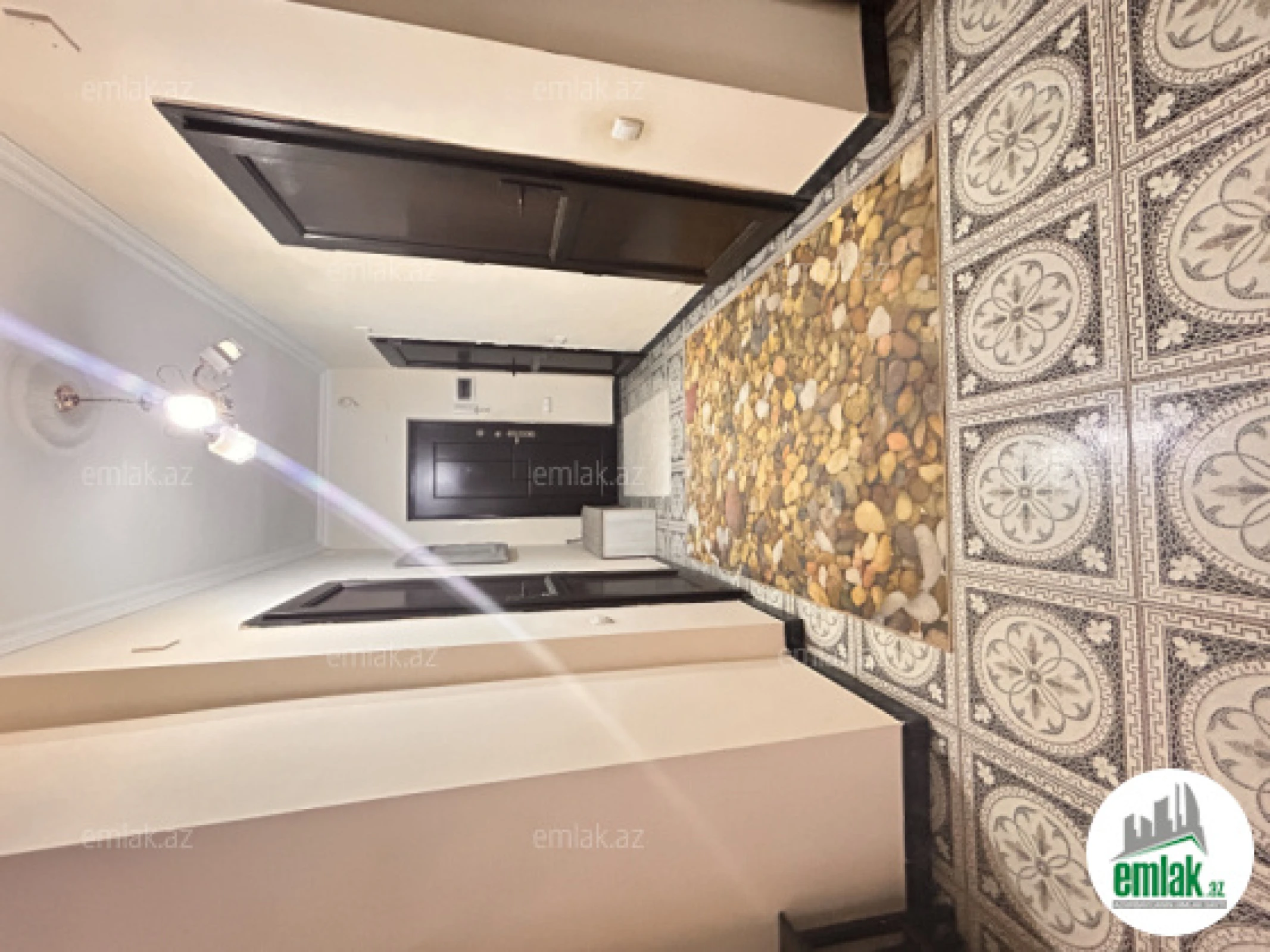 Satılır 2 otaqlı yeni tikili 103 m²