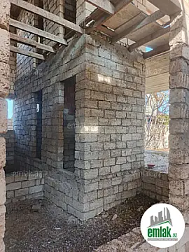 Satılır 6 otaqlı mənzil 200 m²