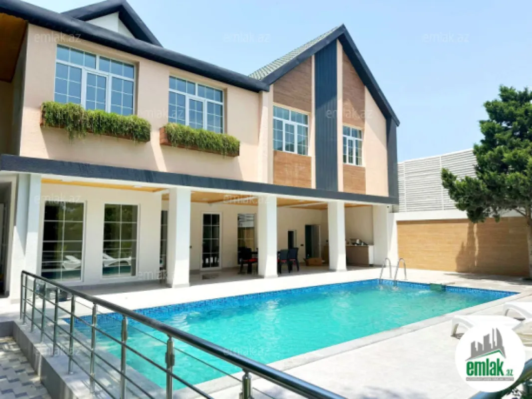 Satılır 6 otaqlı mənzil 270 m²