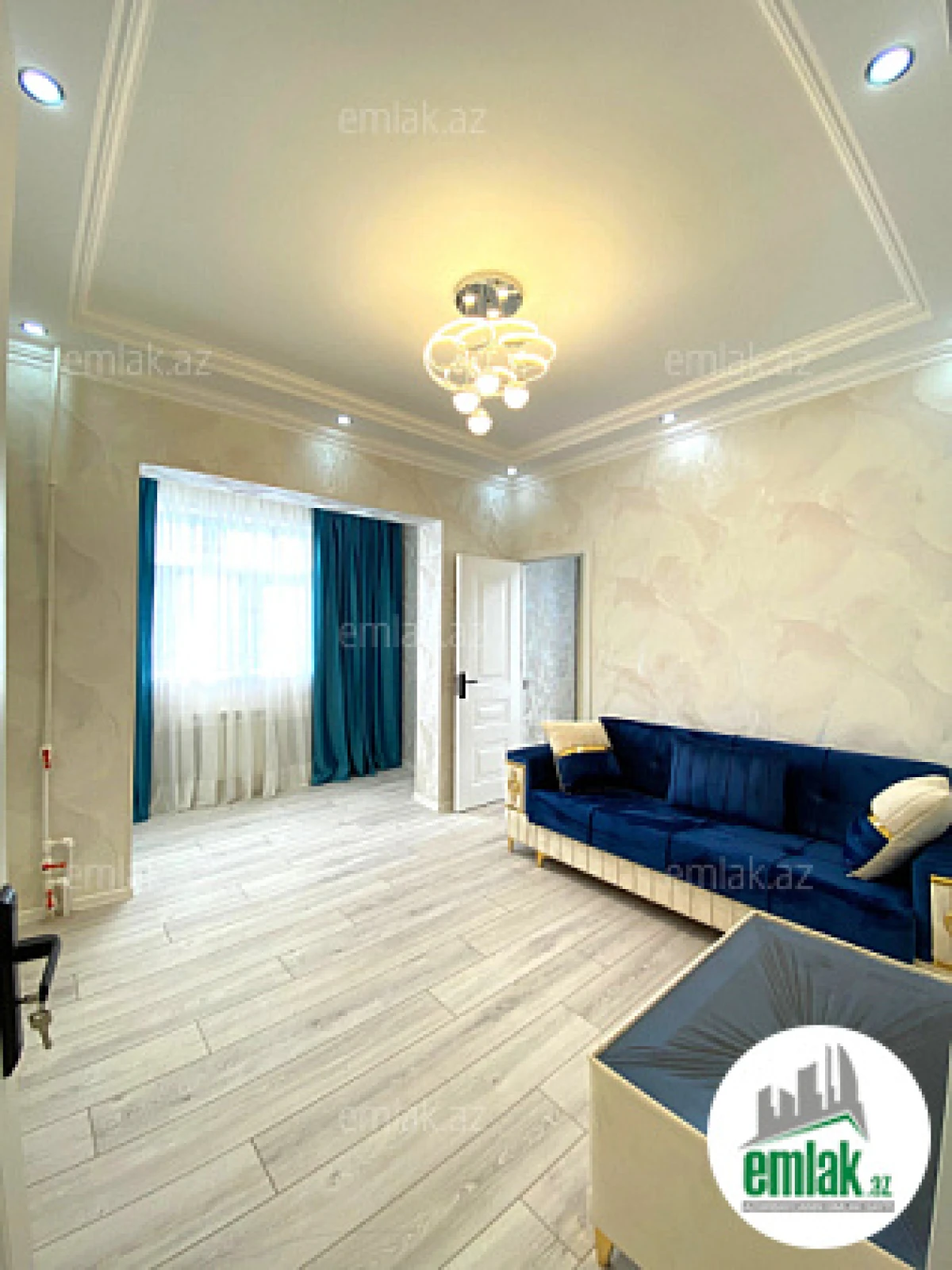 Satılır 2 otaqlı köhnə tikili 45 m²