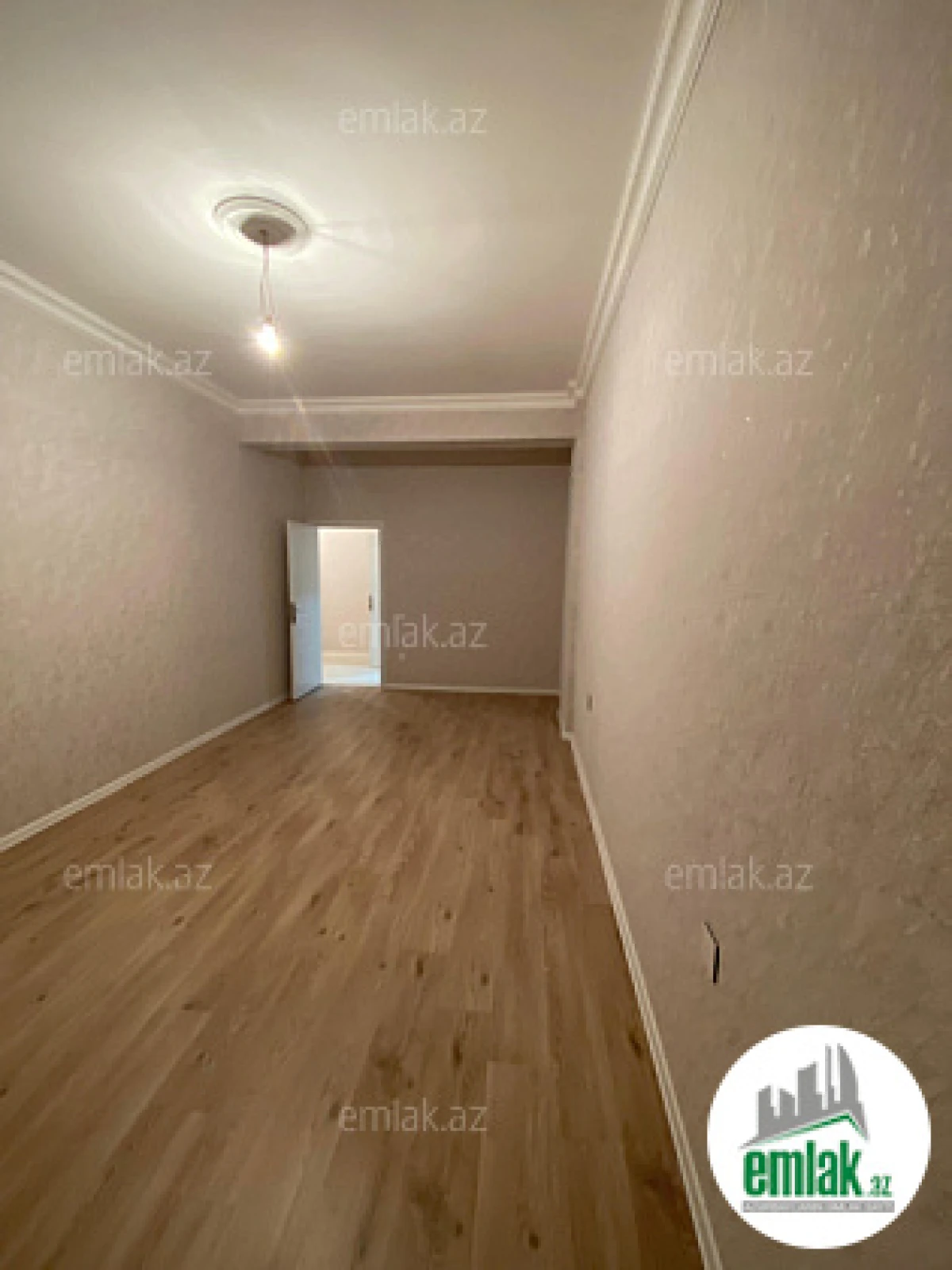 Satılır 2 otaqlı yeni tikili 74 m²