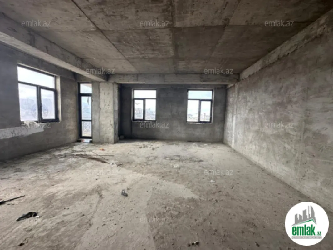 Satılır 4 otaqlı yeni tikili 186 m²