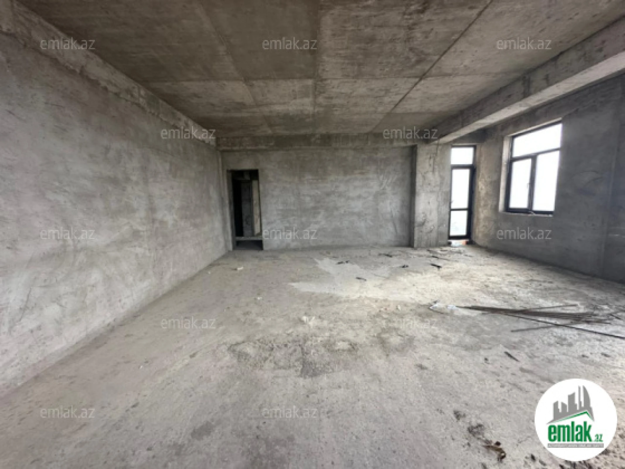 Satılır 4 otaqlı yeni tikili 186 m²