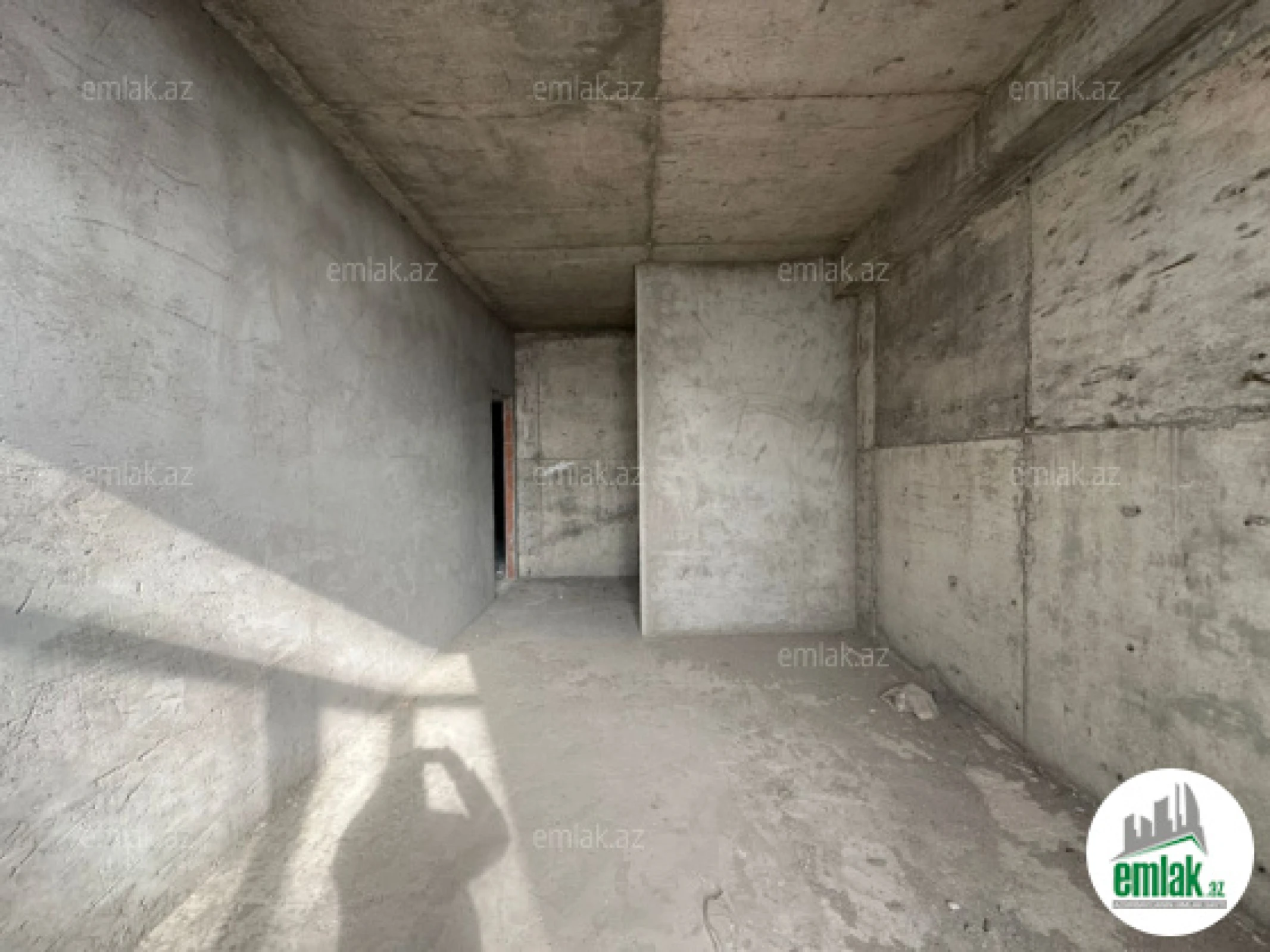 Satılır 4 otaqlı yeni tikili 186 m²