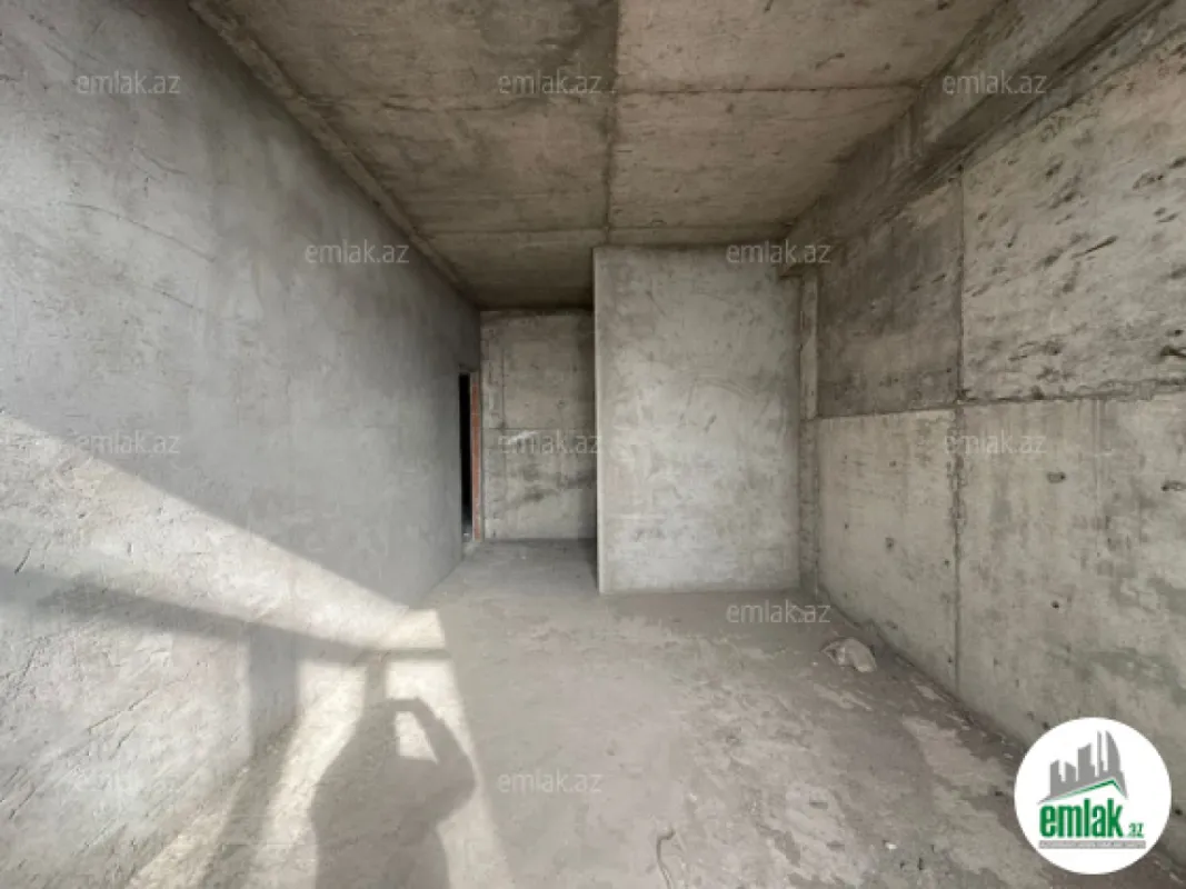 Satılır 4 otaqlı yeni tikili 186 m²