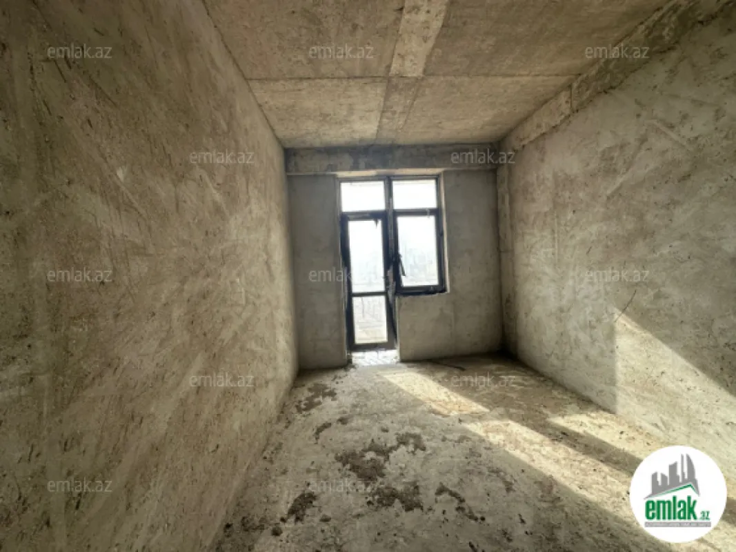 Satılır 4 otaqlı yeni tikili 186 m²