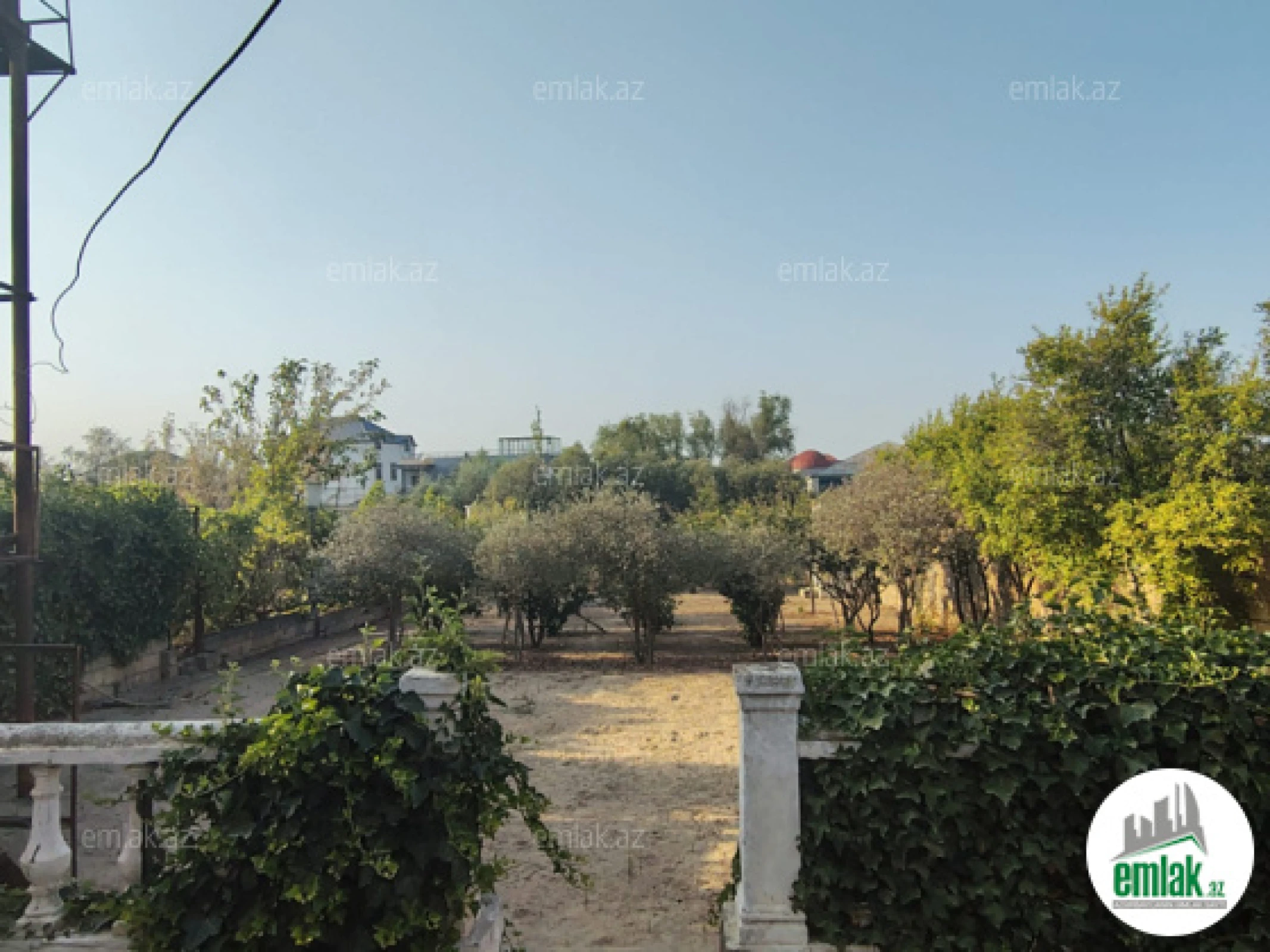 Satılır 7 otaqlı həyət evi 350 m²