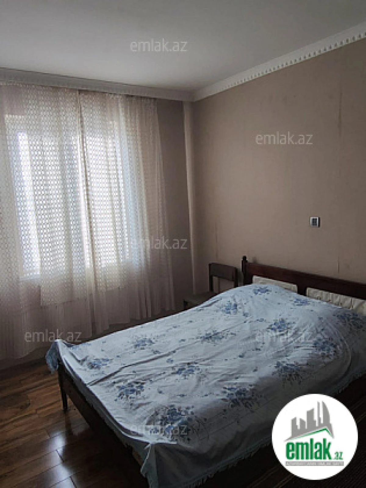 Satılır 7 otaqlı həyət evi 350 m²