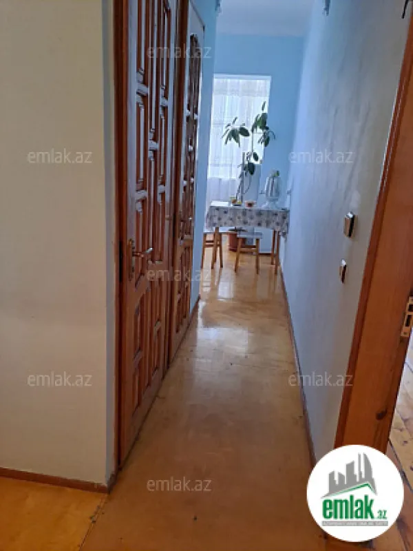 Satılır 2 otaqlı köhnə tikili 60 m²
